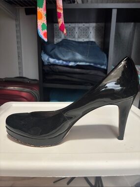 Vince Camuto Black Patent Leather Platform Pump